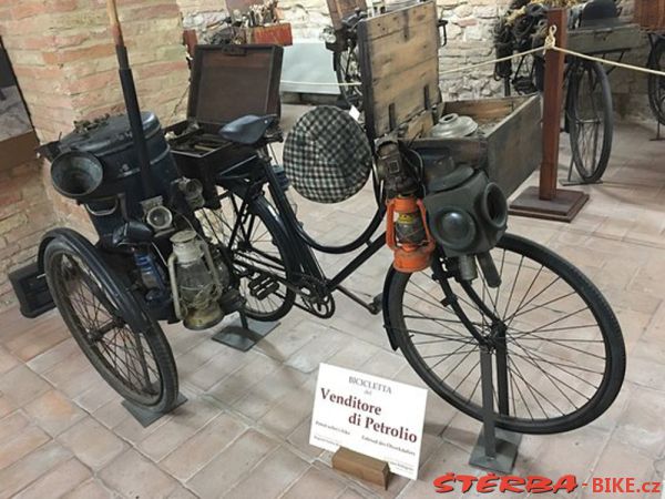 68. Museo dei Mestieri In Bicicletta – Itálie