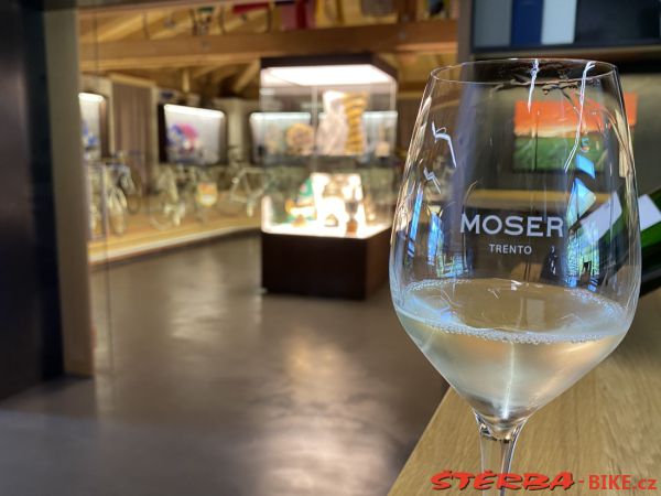 278/C. Moser wine production