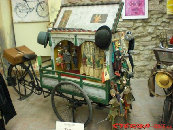 68. Museo dei Mestieri In Bicicletta – Itálie