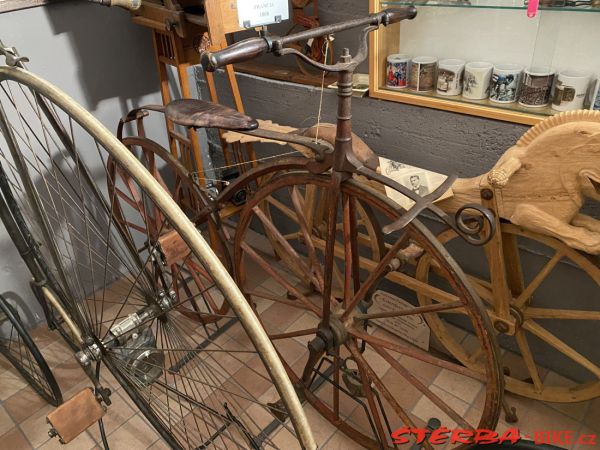 279/A.  Museo di Biciclette - Riva del Garda