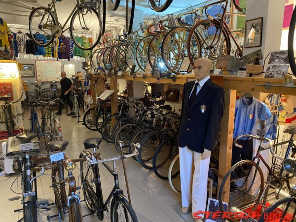 279/A.  Museo di Biciclette - Riva del Garda