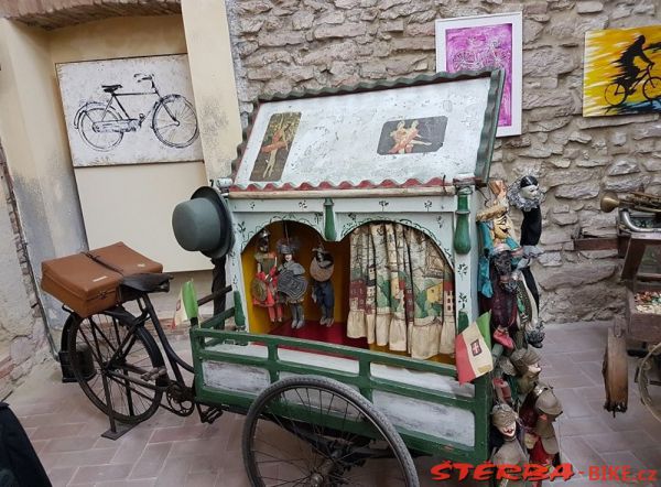 68. Museo dei Mestieri In Bicicletta – Itálie