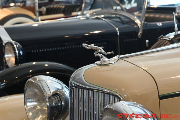 52/C. - Museo NICOLIS - cars, Italy