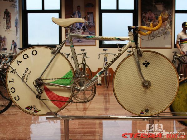 282/A. Colnago Italy