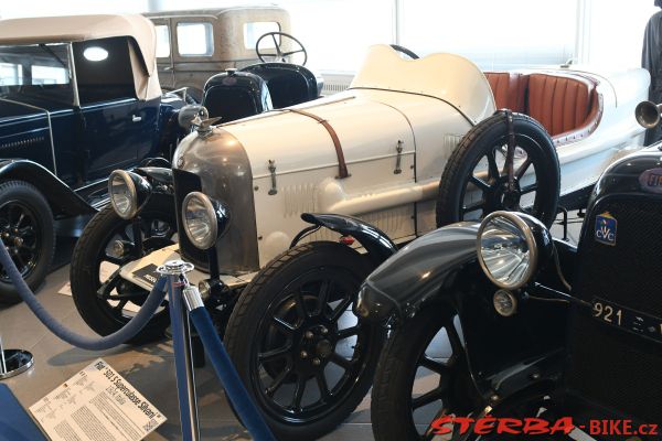 52/C. - Museo NICOLIS - cars, Italy