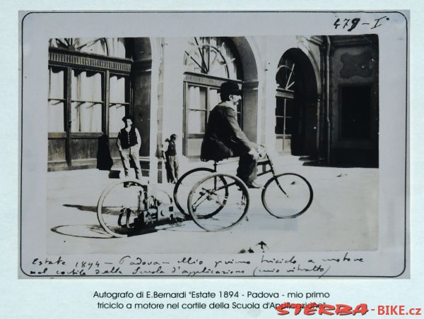 52/B. - Museo NICOLIS - moto, Itálie