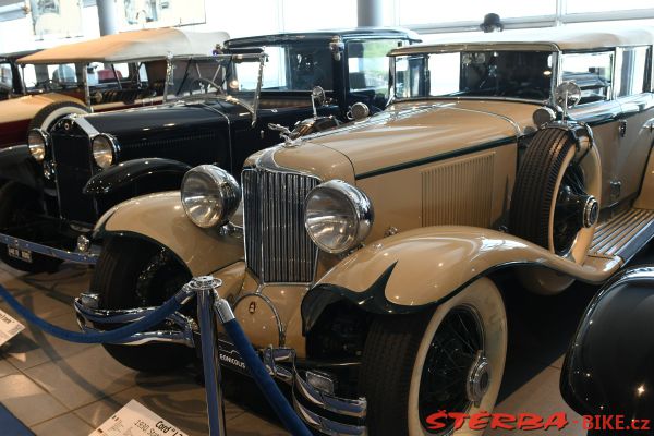 52/C. - Museo NICOLIS - cars, Italy