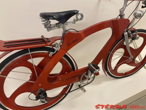 280/E: Tino Sana bike production