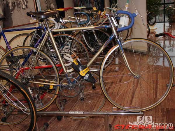 282/A. Colnago Italy