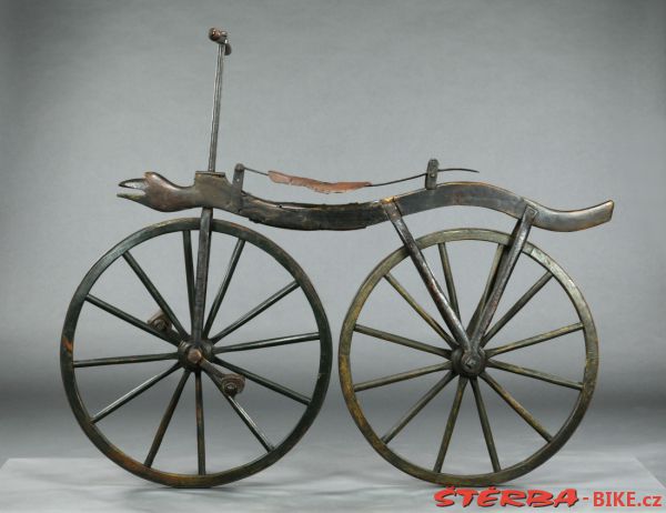 Velocipéde - serpentine wooden frame, c. 1868