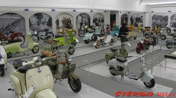 256/B. Museo Scooter & Lambretta, Milano