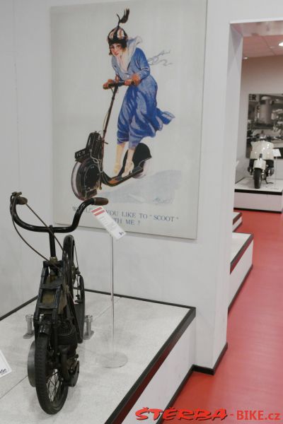 256/B. Museo Scooter & Lambretta, Milano