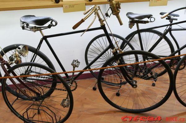 242/A - Collezione A. & C. Azzini