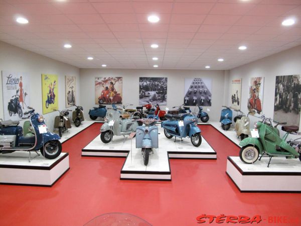 256/B. Museo Scooter & Lambretta, Milano