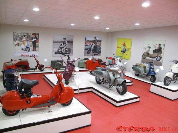 256/B. Museo Scooter & Lambretta, Milano