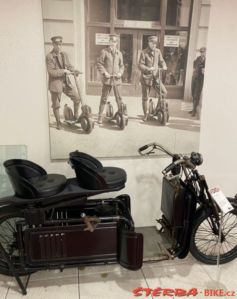 256/B. Museo Scooter & Lambretta, Milano