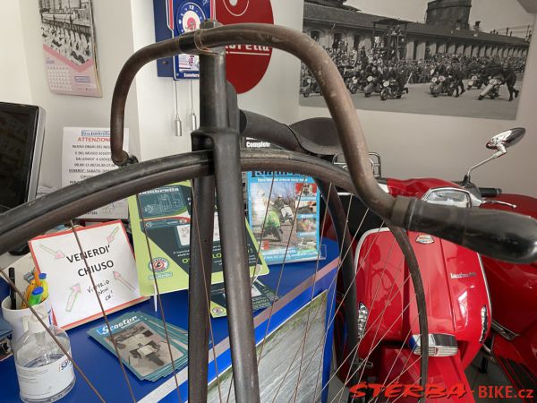 256/A. Museo Scooter & Lambretta, Milano