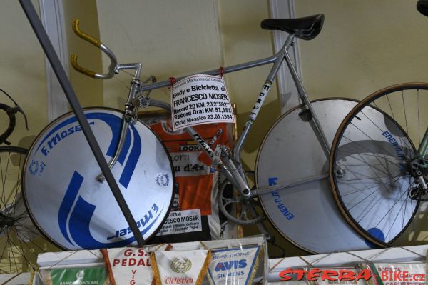 285 - Madonna del Ghisallo