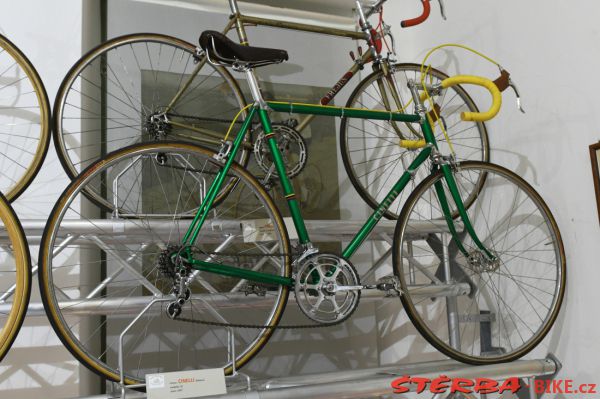 242/A - Collezione A. & C. Azzini