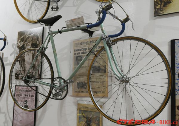 242/A - Collezione A. & C. Azzini