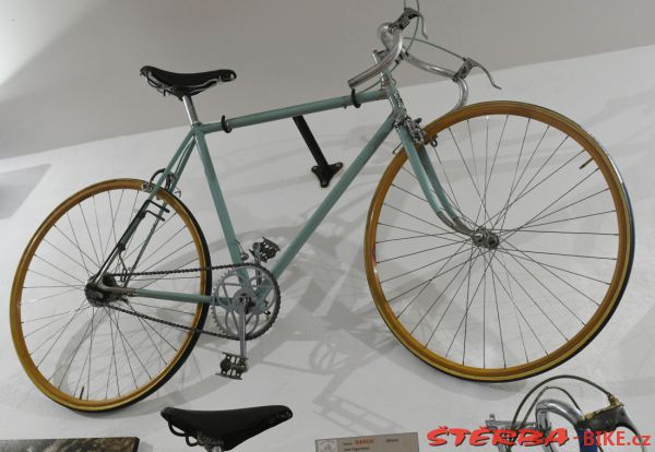 242/A - Collezione A. & C. Azzini