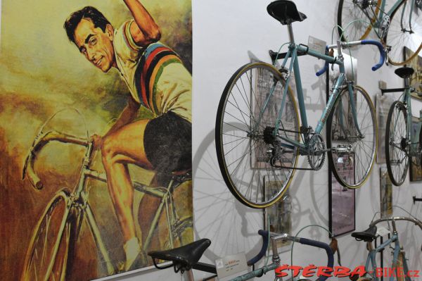 242/A - Collezione A. & C. Azzini