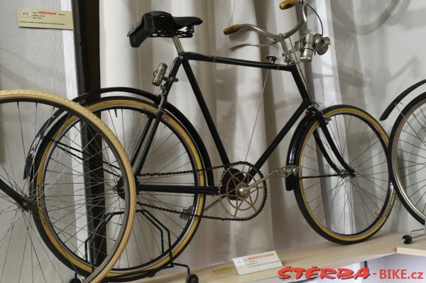 242/A - Collezione A. & C. Azzini