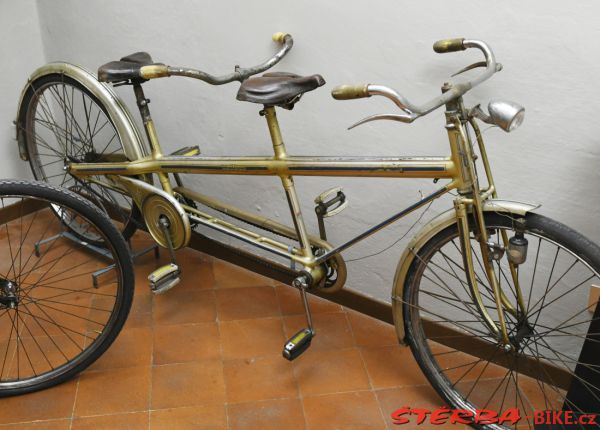 242/A - Collezione A. & C. Azzini