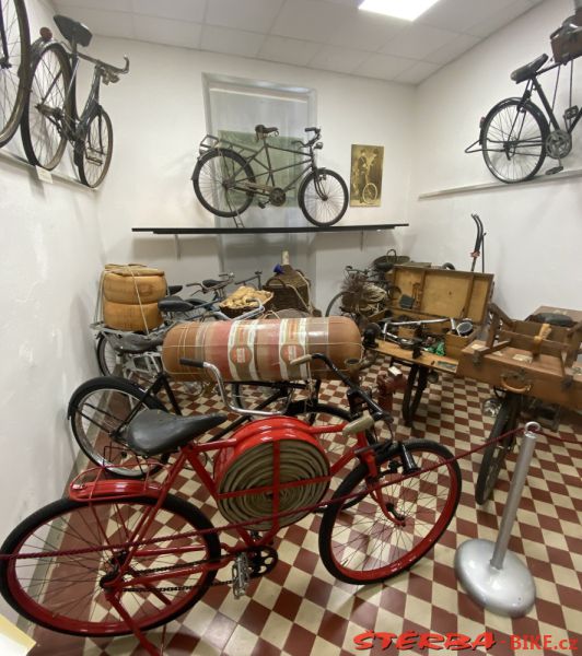 242/A - Collezione A. & C. Azzini