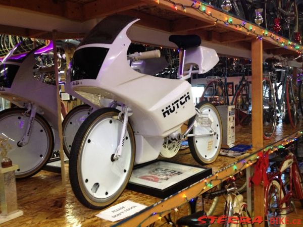 299/A - Bicycle Heaven, USA