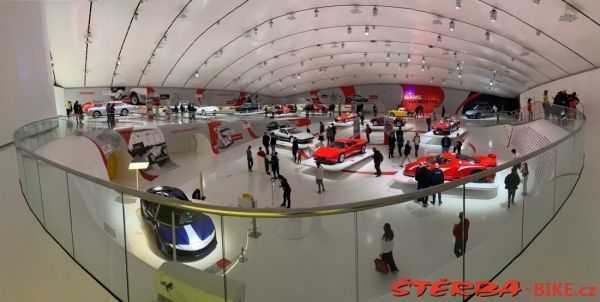 312/A - Enzo Ferrari Modena