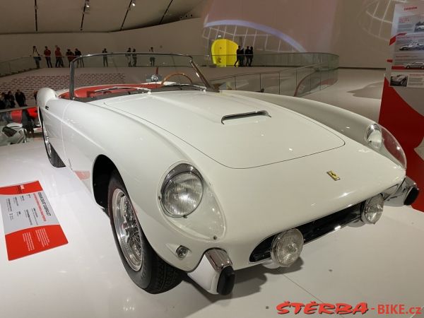312/A - Enzo Ferrari Modena