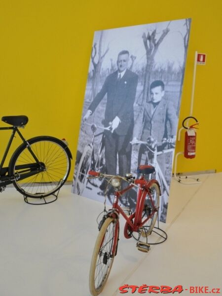 312/D - Expo Giro d'Italia 2012