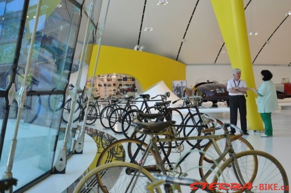 312/D - Expo Giro d'Italia 2012