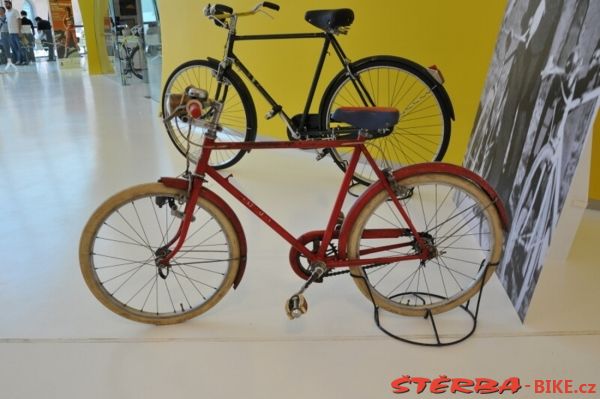 312/D - Expo Giro d'Italia 2012