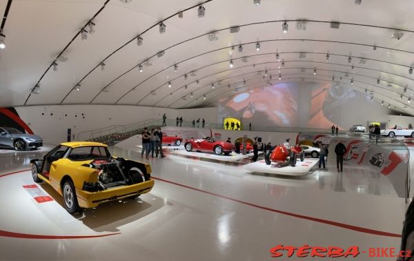 312/A - Enzo Ferrari Modena