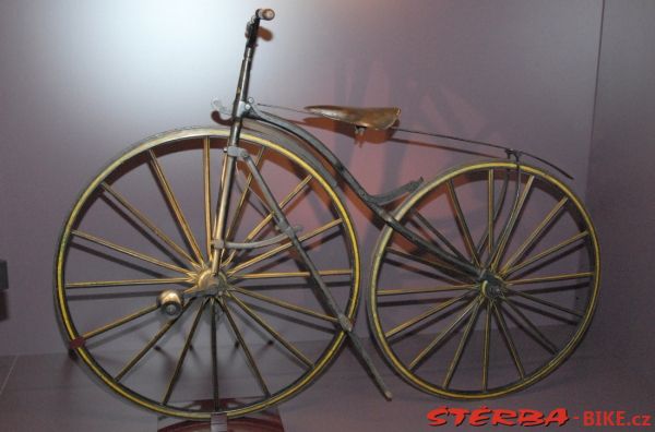 The exhibition "The velocipede - a modern object"