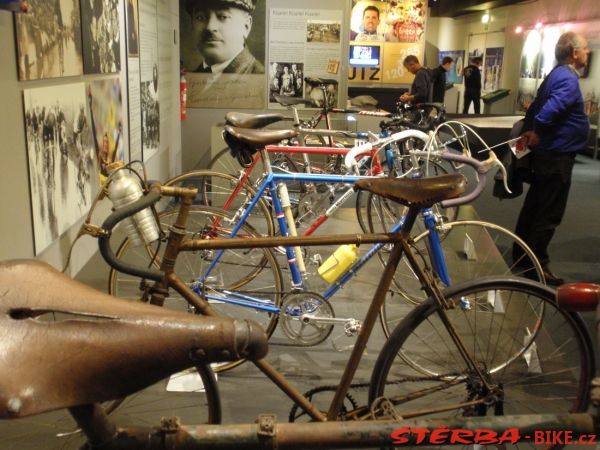 42/B - Centrum Ronde de van Vlaanderen, Belgie