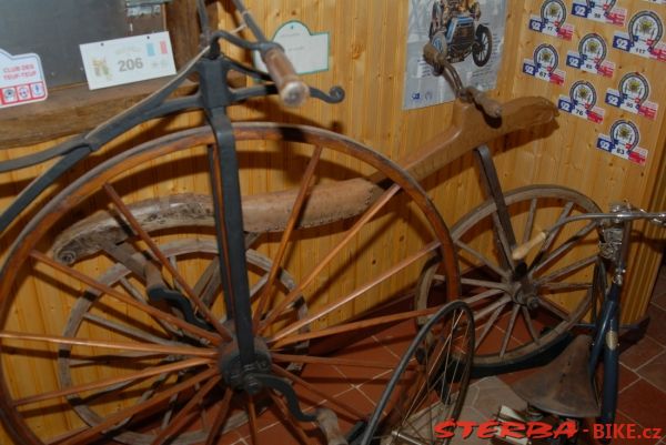 IVCA Rally 2011 - Exhibition and bicycle museum