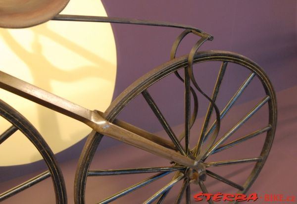 The exhibition "The velocipede - a modern object"