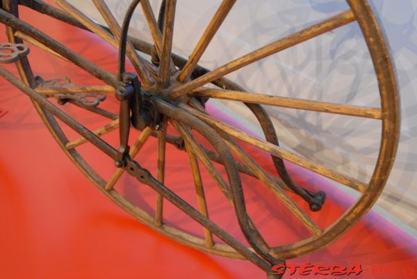 The exhibition "The velocipede - a modern object"