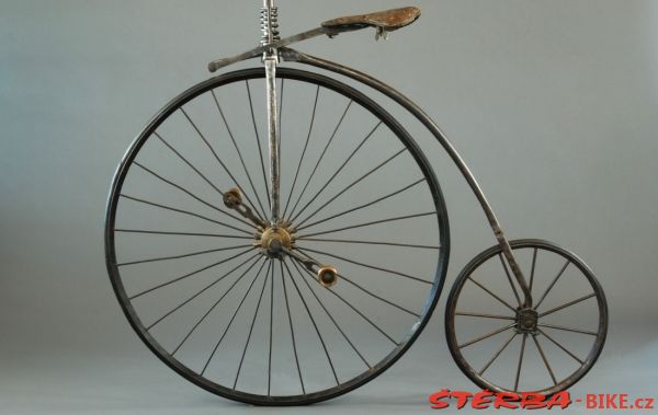 High wheel with suspension, France - around 1873