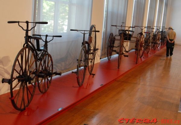 The exhibition "The velocipede - a modern object"