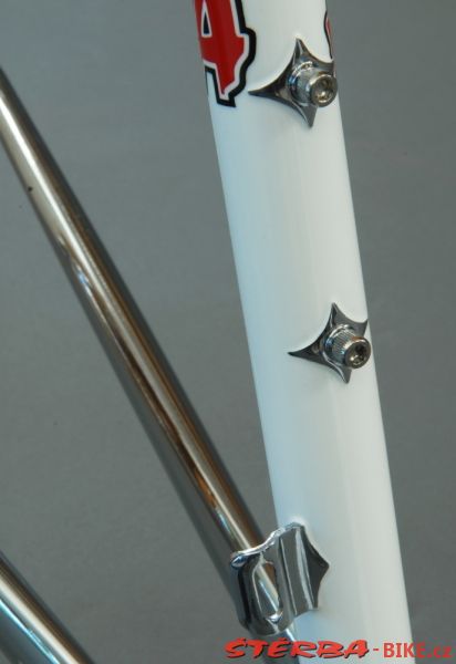 Štěrba racing frame “custom made-to-size”