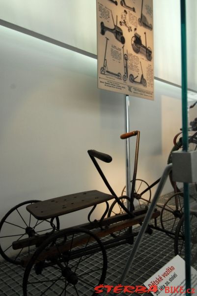 Child’s minicar, 1920s