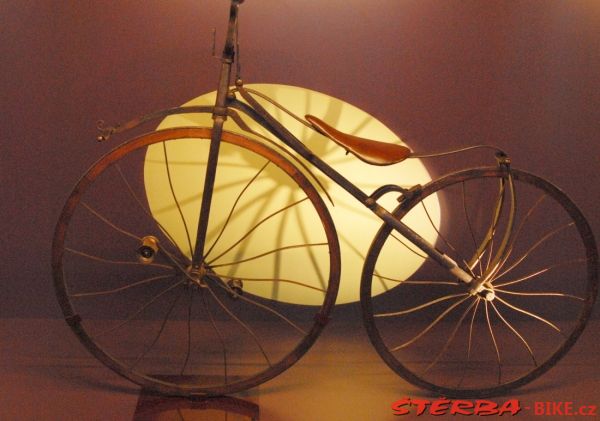 The exhibition "The velocipede - a modern object"