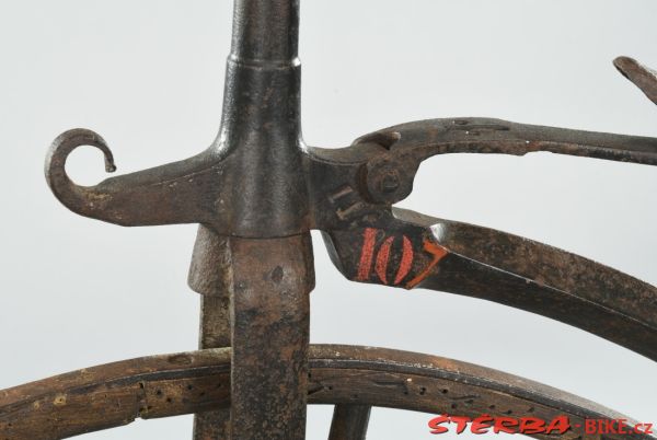 Tricycle velocipéde L.FOUÉNARD - Paris c.1870