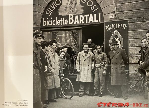Cremona host