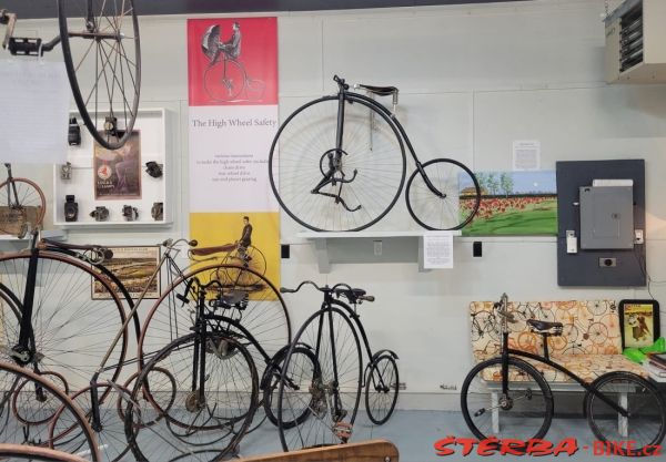 251/A - Huron Bicycle Museum - Canada