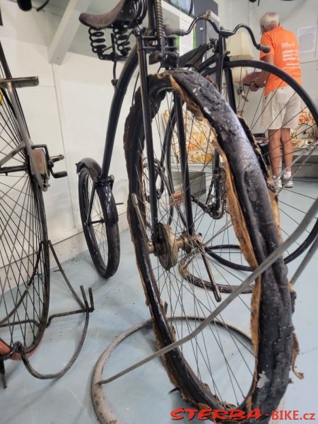 251/A - Huron Bicycle Museum - Canada